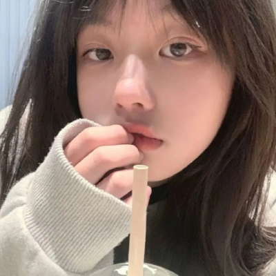 揭秘潮流趋势！2024最新女生图片大放送！