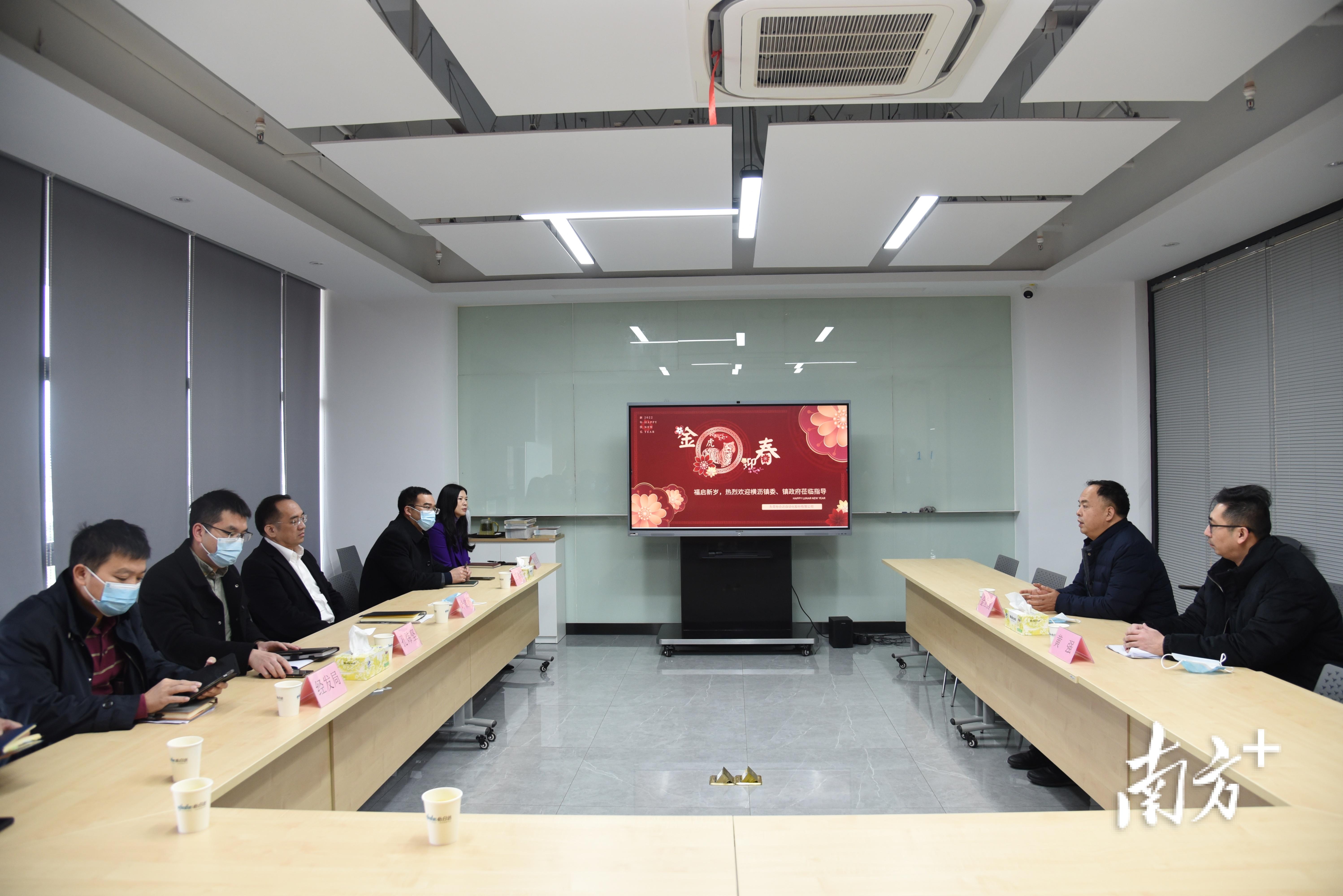 中泰模具上市动态，科技与创新引领未来生活新篇章